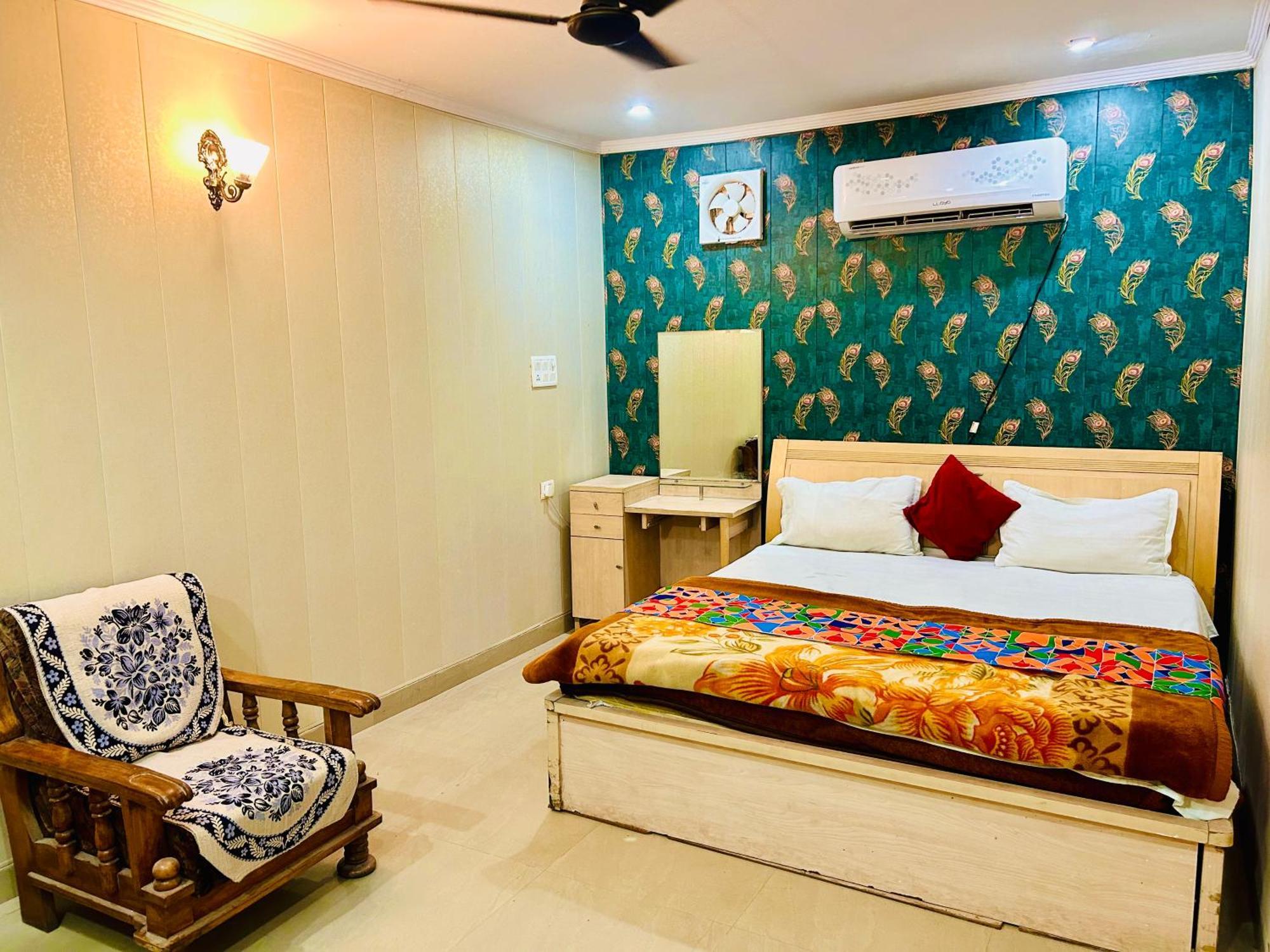 Sainik Guest House 500Mtr From Medanta Hospital Lucknow Exterior foto